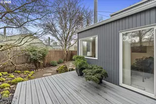 17666 NW Rolling Hill Ln, Beaverton, OR 97006 - Photo 41