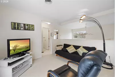 17666 NW Rolling Hill Ln, Beaverton, OR 97006 - Photo 33