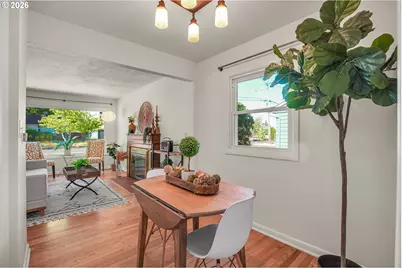 12050 NE Broadway, Portland, OR 97220 - Photo 11