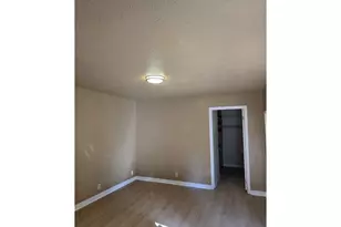 1589 NW Calkins Ave, Roseburg, OR 97471 - Photo 9