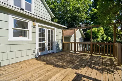 3807 NE Grand Ave, Portland, OR 97212 - Photo 21