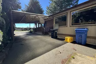 97967 Hallway Rd, Brookings, OR 97415 - Photo 5