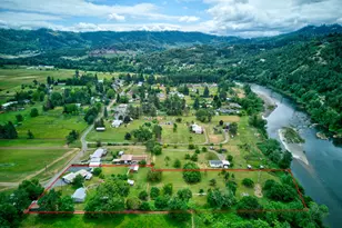 1548 Harlan St, Roseburg, OR 97471 - Photo 3