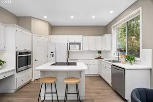 19812 Castleberry Loop, Oregon City, OR 97045 - Photo 9