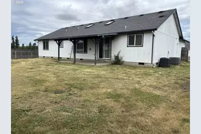 717 Creswood Dr, Creswell, OR 97426 - Photo 19