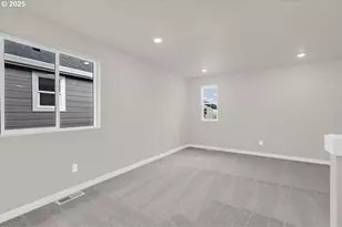 18975 SW Eureka Ln, Beaverton, OR 97007 - Photo 13