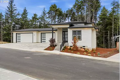 713 SE 42nd Pl, Newport, OR 97366 - Photo 1
