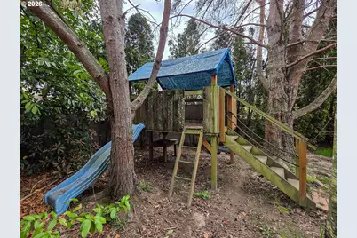 22297 NE Failing St, Fairview, OR 97024 - Photo 39