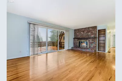 690 Marylhurst Dr, West Linn, OR 97068 - Photo 7