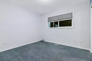 690 Marylhurst Dr, West Linn, OR 97068 - Photo 15