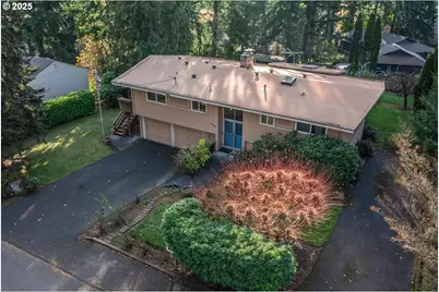 690 Marylhurst Dr, West Linn, OR 97068 - Photo 3