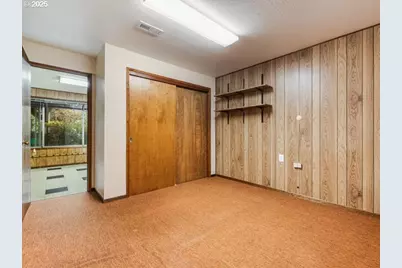 690 Marylhurst Dr, West Linn, OR 97068 - Photo 29