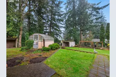 690 Marylhurst Dr, West Linn, OR 97068 - Photo 35