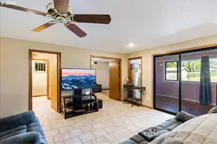 22396 S Parrot Creek Rd, Oregon City, OR 97045 - Photo 17