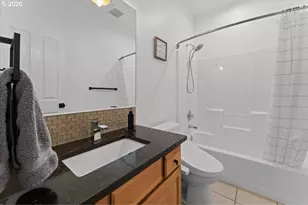 12996 SW Hazelcrest Way, Portland, OR 97224 - Photo 7