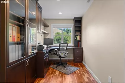 12996 SW Hazelcrest Way, Portland, OR 97224 - Photo 37