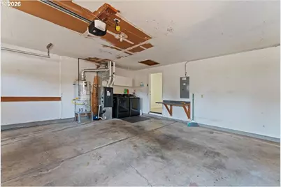 12025 SW Springwood Dr, Portland, OR 97223 - Photo 35