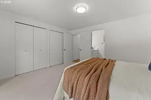12025 SW Springwood Dr, Portland, OR 97223 - Photo 23