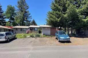441 SW Walnut St, Willamina, OR 97396 - Photo 3
