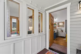 7038 SE Clinton St, Portland, OR 97206 - Photo 5