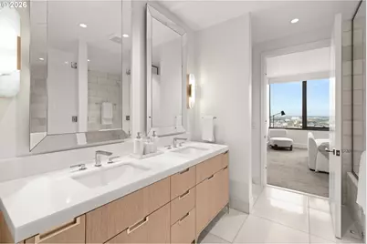 550 SW 10th Ave #2105, Portland, OR 97205 - Photo 21