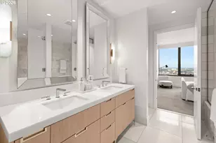 550 SW 10th Ave, Portland, OR 97205 - Photo 21