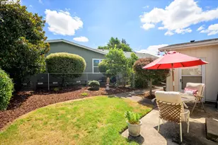 4055 Royal Ave, Eugene, OR 97402 - Photo 25