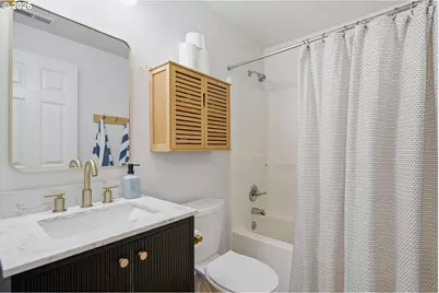 4945 SE Ogden St, Portland, OR 97206 - Photo 23