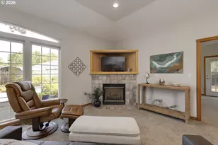 1941 SW Westvale Ct, McMinnville, OR 97128 - Photo 17