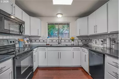 14315 SW 112th Ave, Tigard, OR 97224 - Photo 15