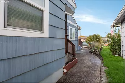 324 28th Ave, Longview, WA 98632 - Photo 17