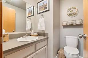 8005 SW Churchill Ct, Tigard, OR 97224 - Photo 11