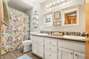 8005 SW Churchill Ct, Tigard, OR 97224 - Photo 29