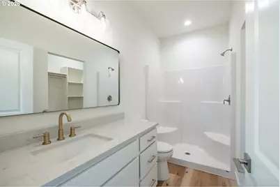 730 E Elmore St, Lebanon, OR 97355 - Photo 15