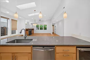 424 Forest Pl, Forest Grove, OR 97116 - Photo 5