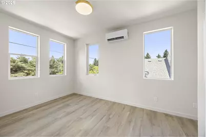 5860 N Missouri Ave #1, Portland, OR 97217 - Photo 17