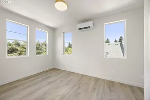 5860 N Missouri Ave, Portland, OR 97217 - Photo 17