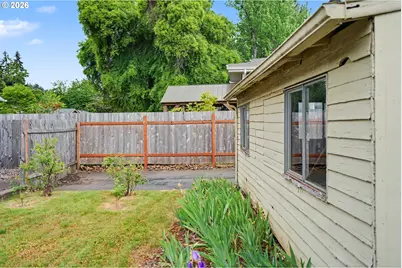 1148 S Water St, Silverton, OR 97381 - Photo 27