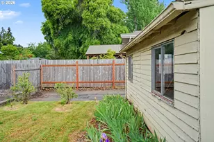 1148 S Water St, Silverton, OR 97381 - Photo 27