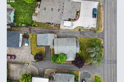 1148 S Water St, Silverton, OR 97381 - Photo 29