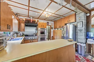 41895 Holden Creek Ln, Springfield, OR 97478 - Photo 21
