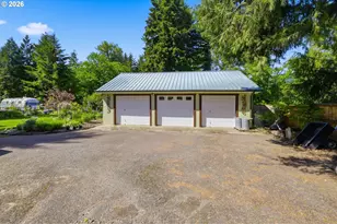 41895 Holden Creek Ln, Springfield, OR 97478 - Photo 31