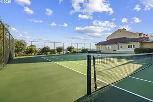 8703 SE Porter Cir, Vancouver, WA 98664 - Photo 43