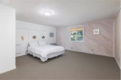 1375 NE Yaquina Heights Dr, Newport, OR 97365 - Photo 13