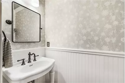3085 NE Sunburst Ave, Hillsboro, OR 97124 - Photo 21