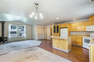 48393 Roaring Rapids Way, Oakridge, OR 97463 - Photo 15