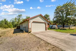 48393 Roaring Rapids Way, Oakridge, OR 97463 - Photo 3