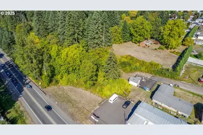 215 W 5th St, Lafayette, OR 97127 - Photo 9