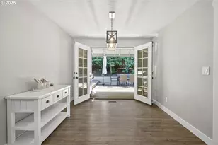 4755 NW Shaniko Ct, Portland, OR 97229 - Photo 7