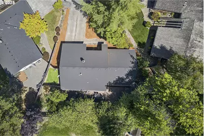 4755 NW Shaniko Ct, Portland, OR 97229 - Photo 33